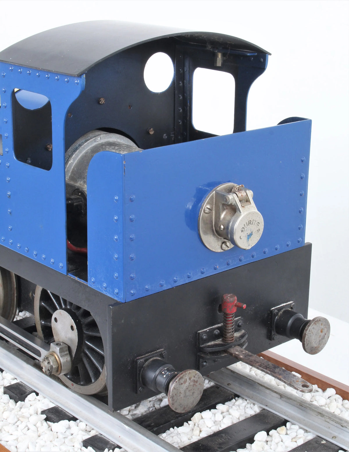 5 inch gauge steam outline 0-4-0 with driving truck