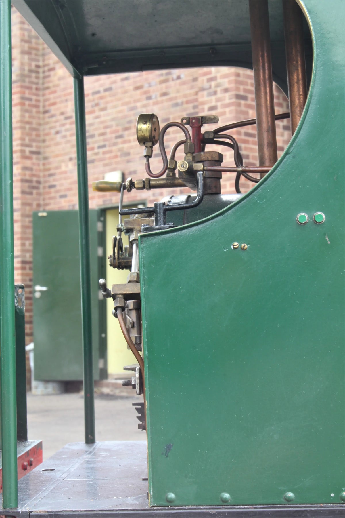5 inch gauge "Sweet Pea" 0-4-2ST with tender