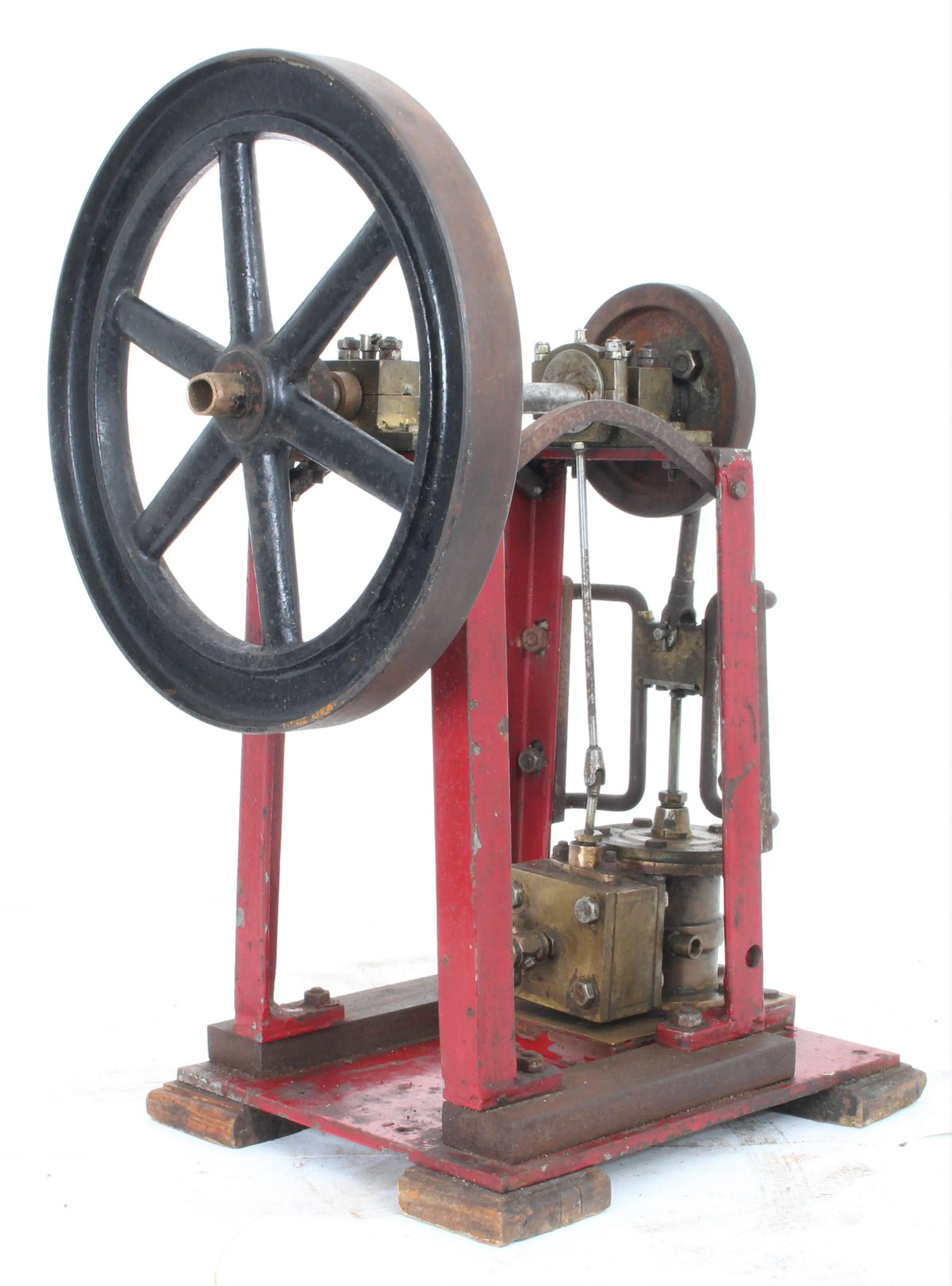 Vintage vertical engine