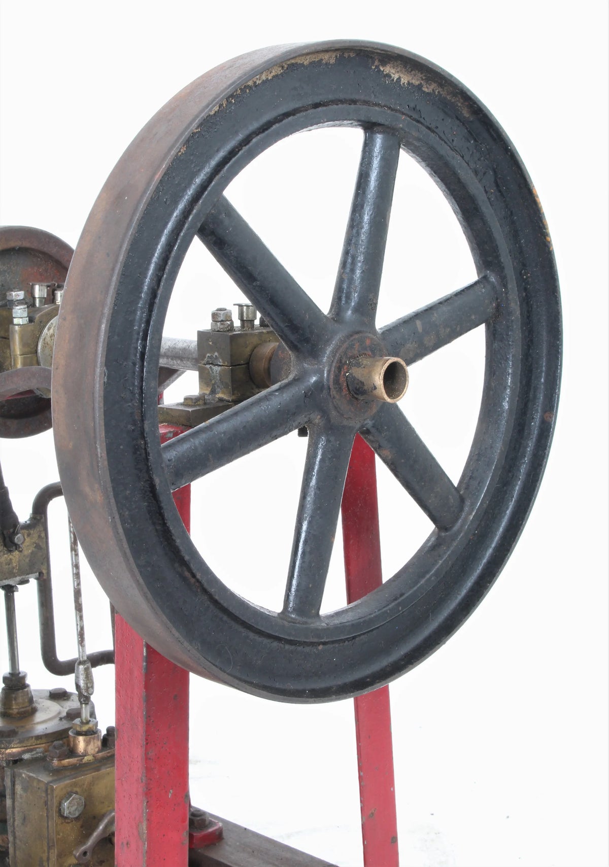 Vintage vertical engine
