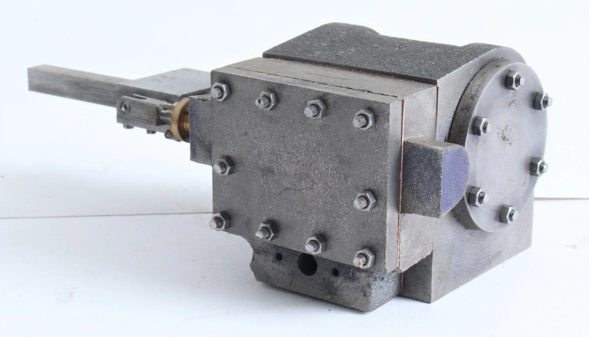 3 1/2 inch gauge "Sweet Violet" 0-4-0ST machined cylinders & wheels