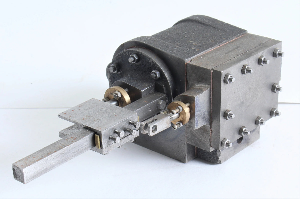 3 1/2 inch gauge "Sweet Violet" 0-4-0ST machined cylinders & wheels
