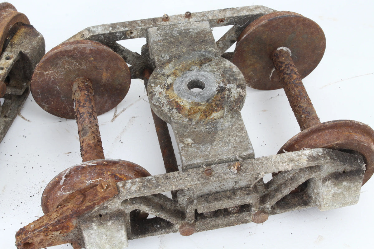 Pair of 5 inch bogies