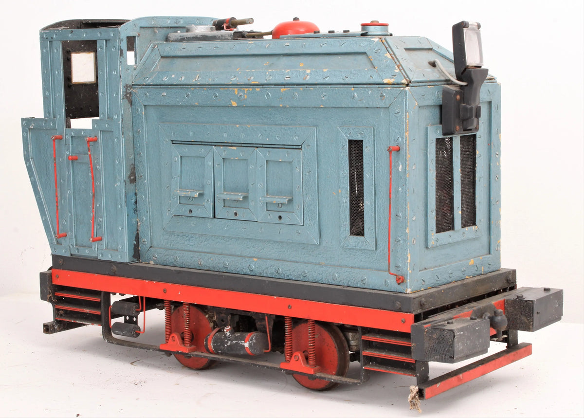 5 inch gauge battery-electric 0-4-0 shunter