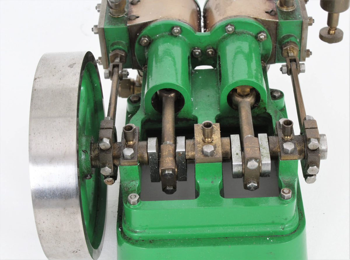 Stuart "Score" mill engine with displacement lubricator