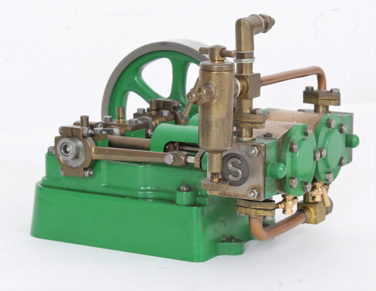 Stuart "Score" mill engine with displacement lubricator