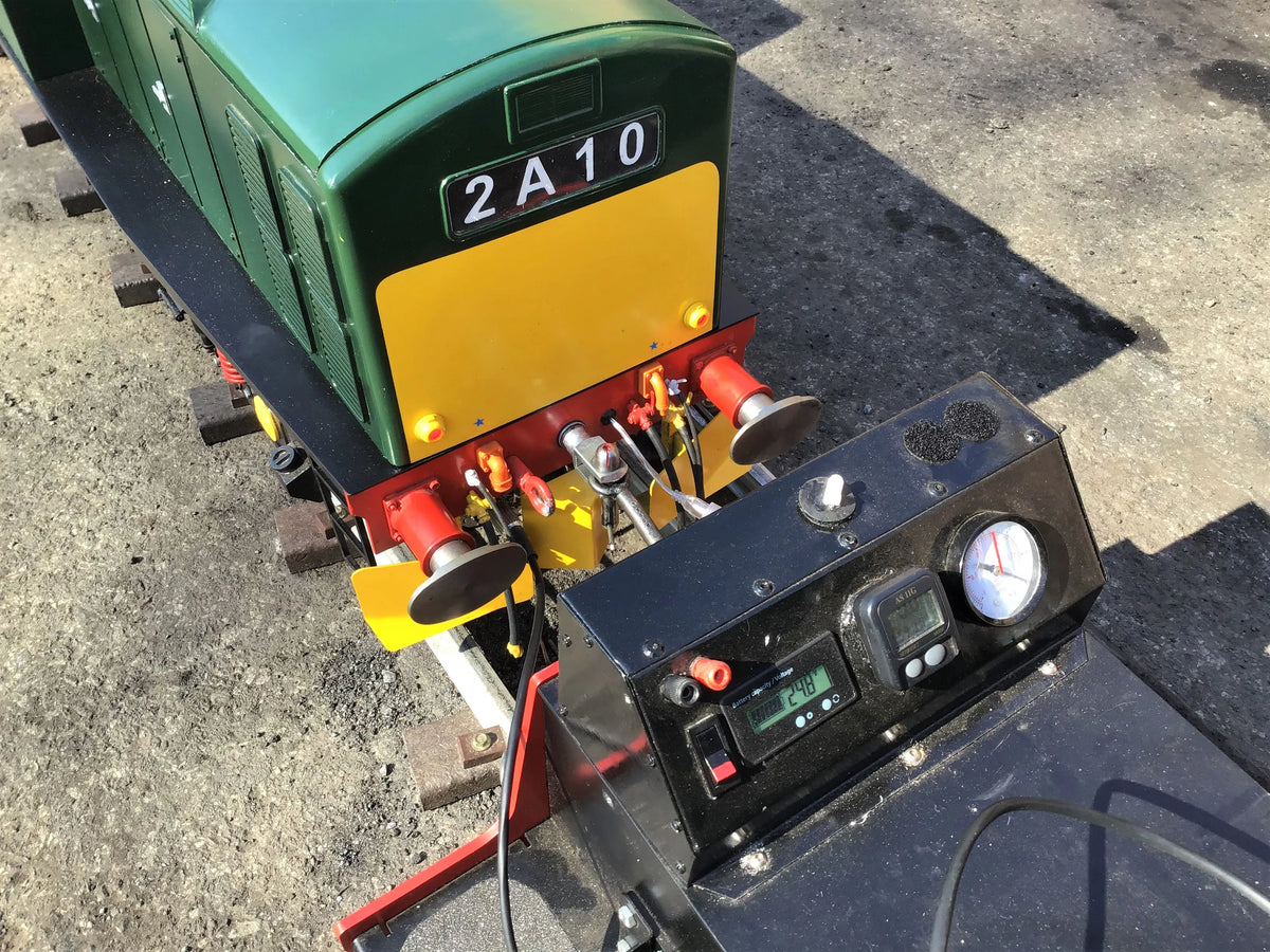7 1/4 inch gauge Class 17 battery electric with driving truck