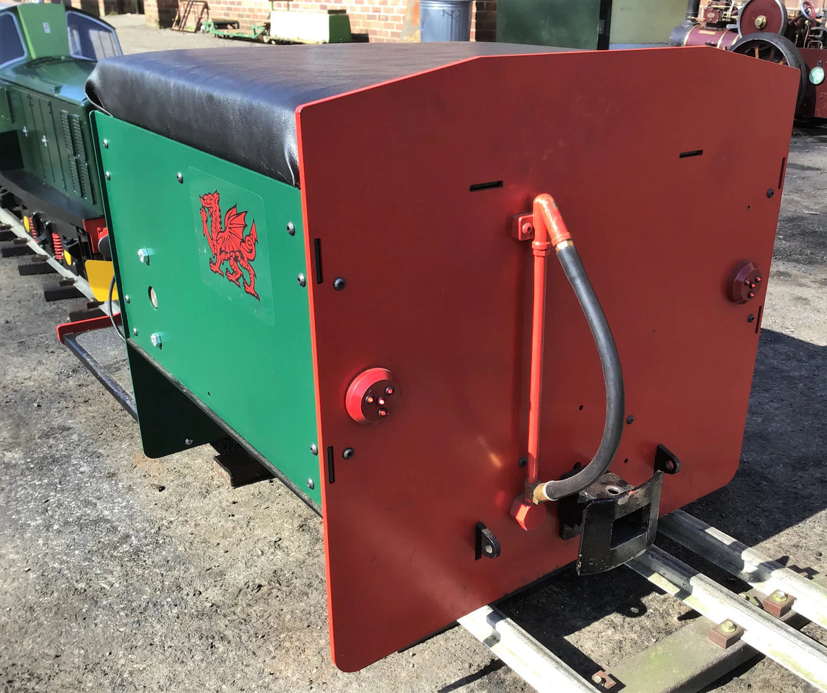 7 1/4 inch gauge Class 17 battery electric with driving truck