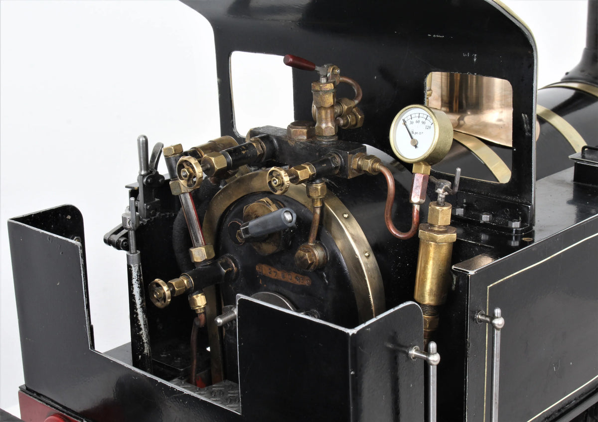 5 inch gauge "Tich" 0-4-0T with tender