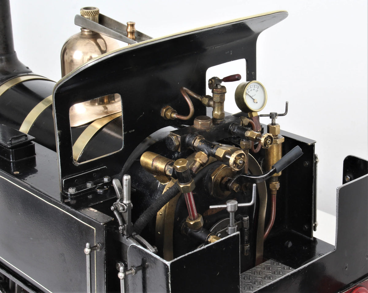 5 inch gauge "Tich" 0-4-0T with tender