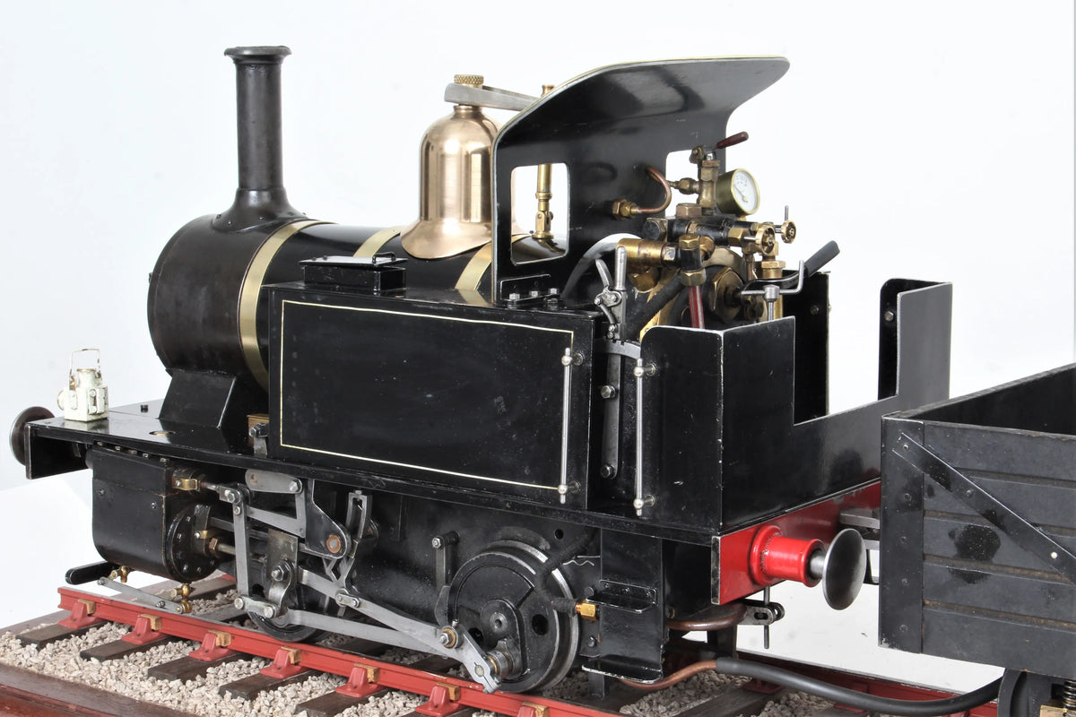 5 inch gauge "Tich" 0-4-0T with tender