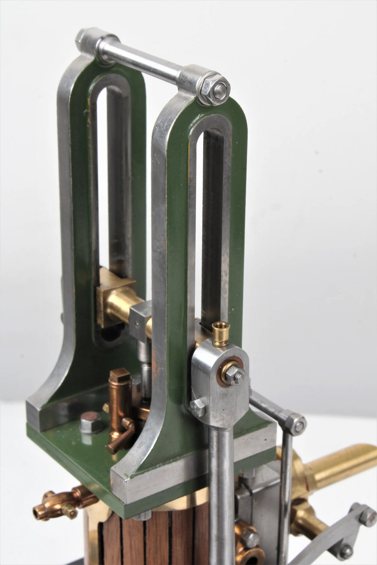 Stuart "James Coombes" table engine