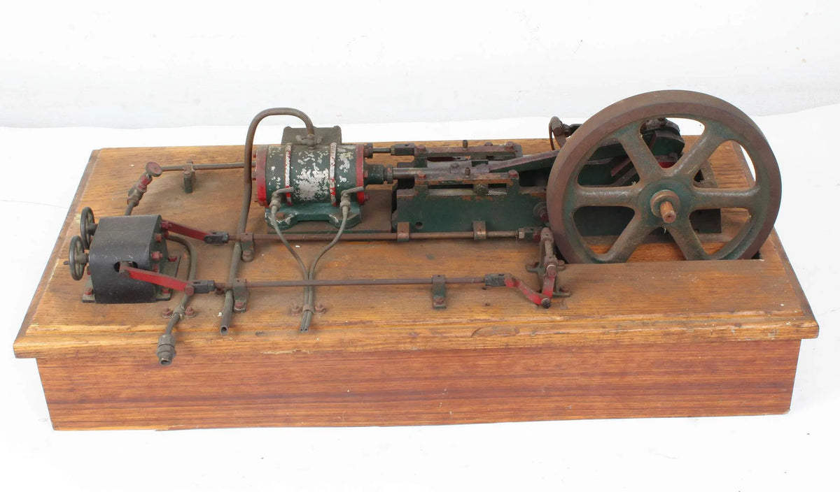 Vintage horizontal mill engine with reversing gear