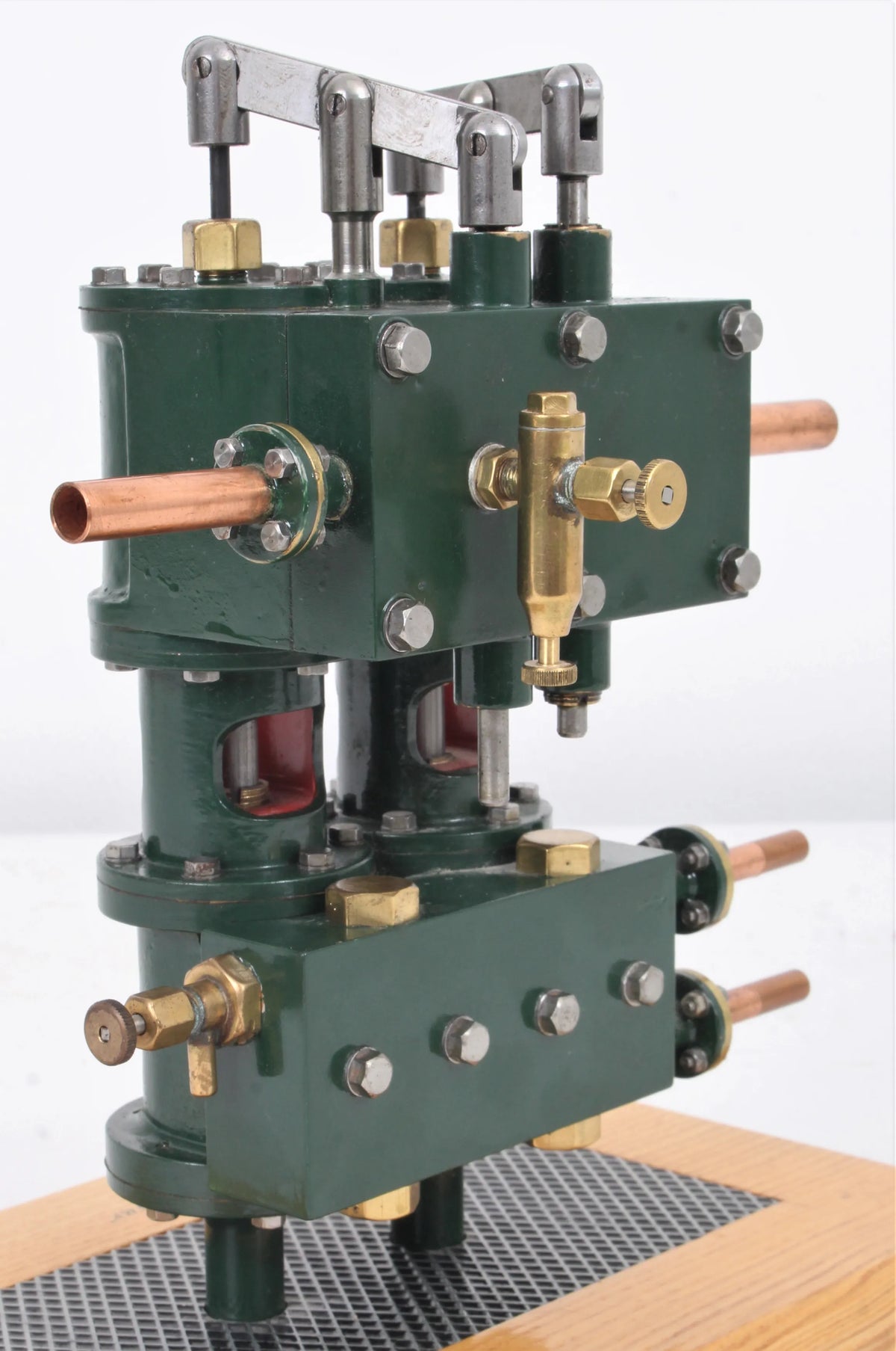 Duplex steam pump