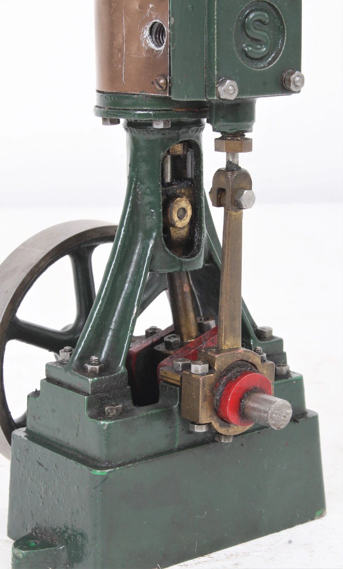 Stuart 10V vertical engine