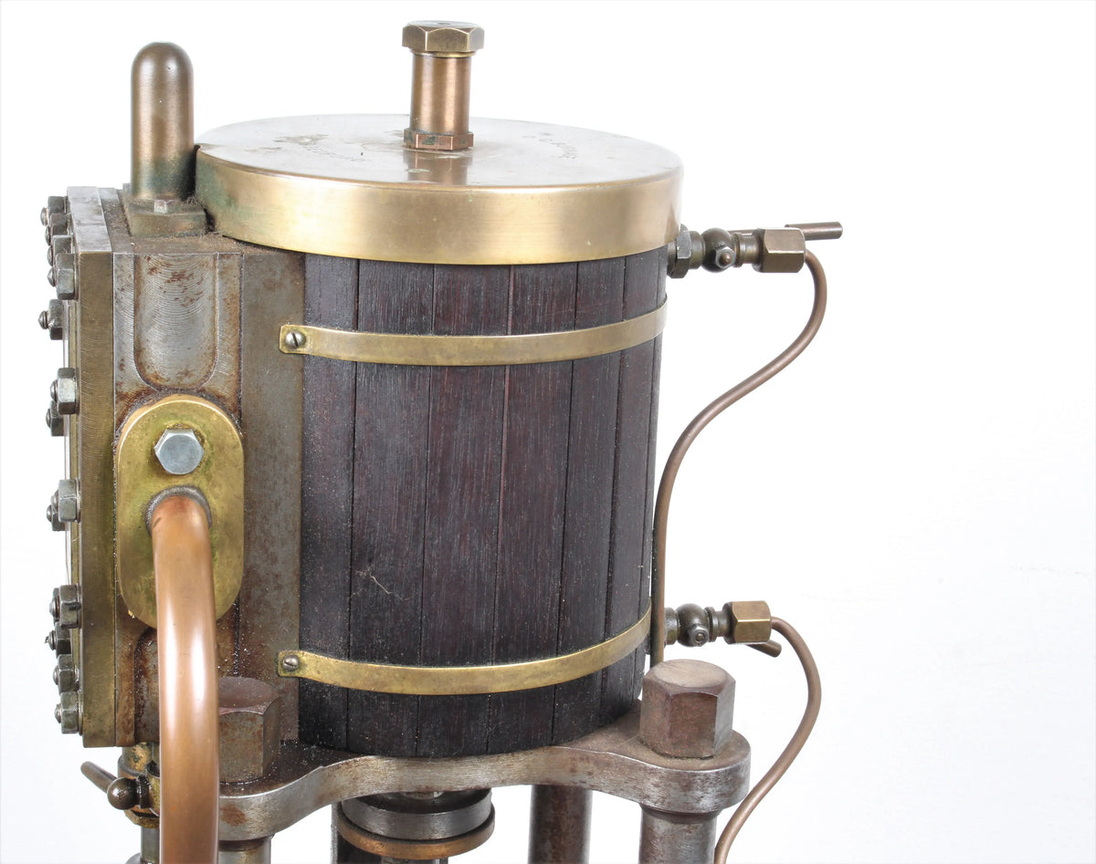 Large vertical engine