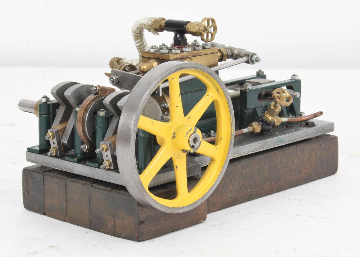 Horizontal side rod engine