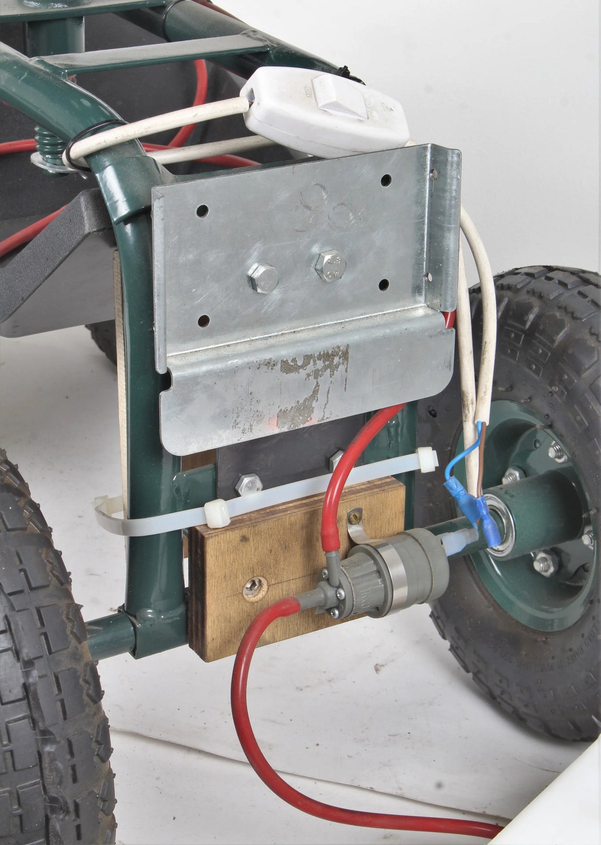 3 inch scale driving truck