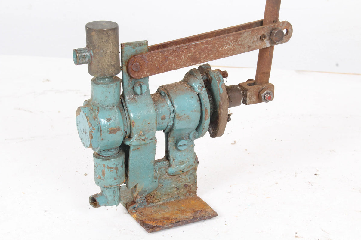 Large hand pump
