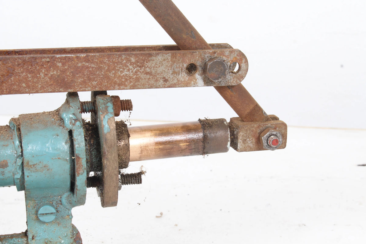 Large hand pump