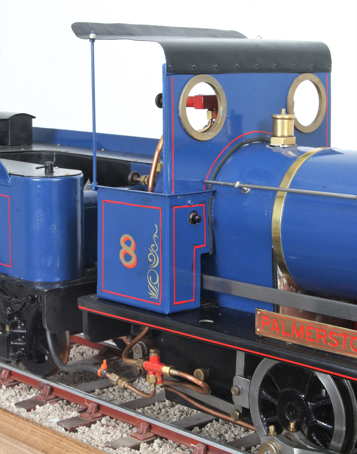5 inch gauge Polly II 0-4-0 with tender