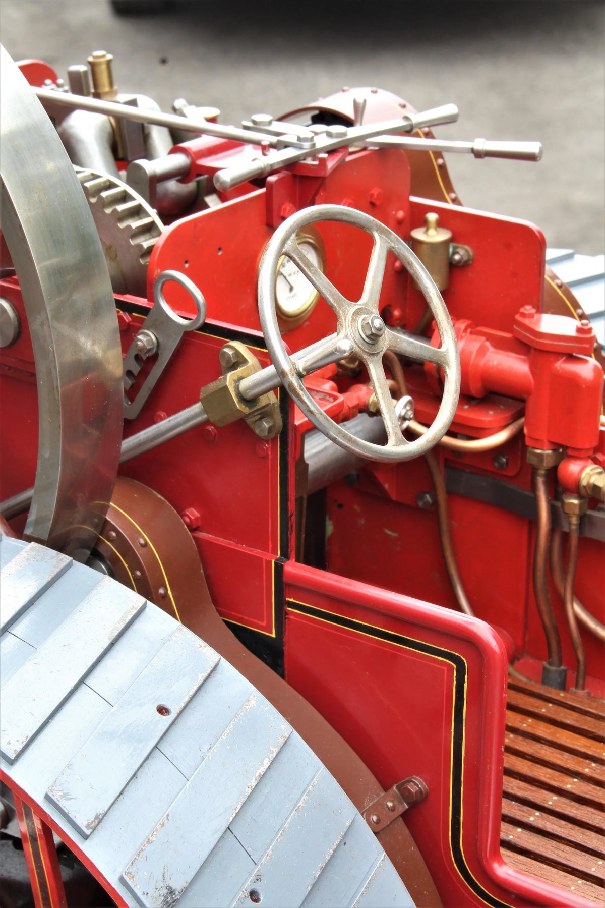 2 inch scale Allchin agricultural engine
