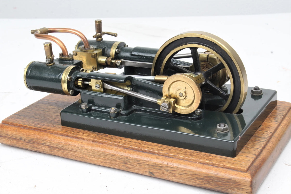 Horizontal twin mill engine