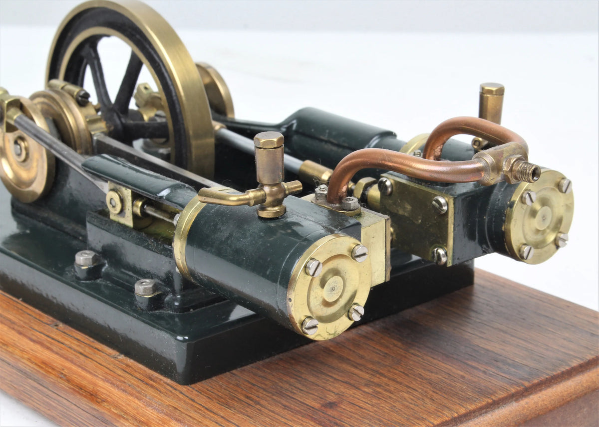 Horizontal twin mill engine