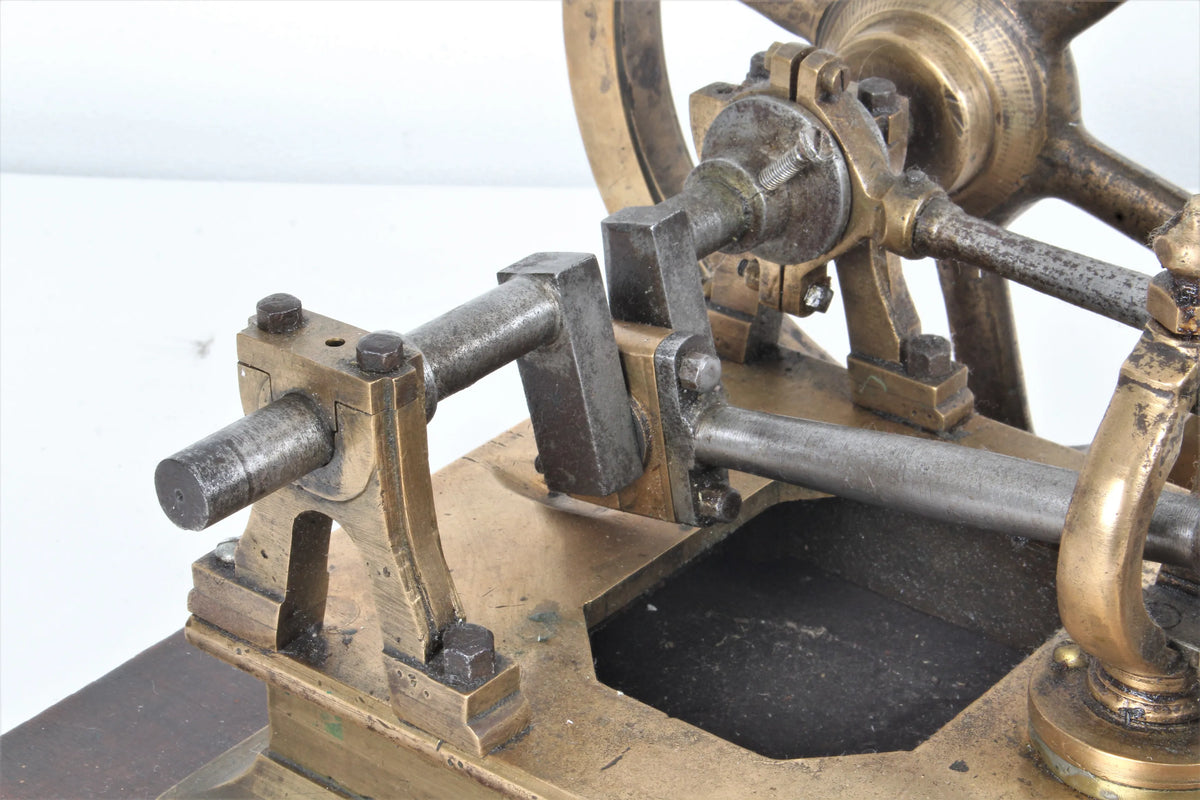 Vintage horizontal mill engine