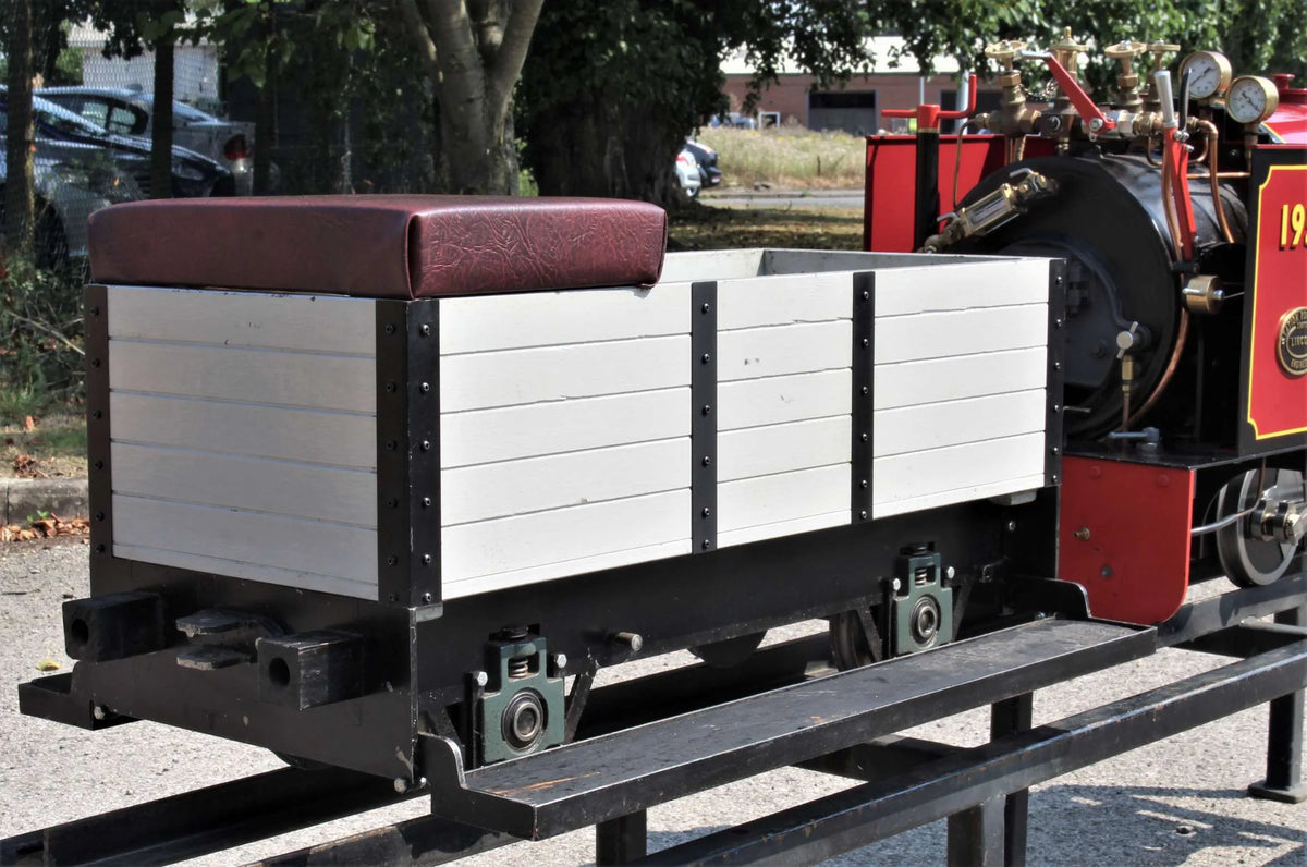 7 1/4 inch gauge Stafford 0-4-0ST, works number 1326, with driving truck