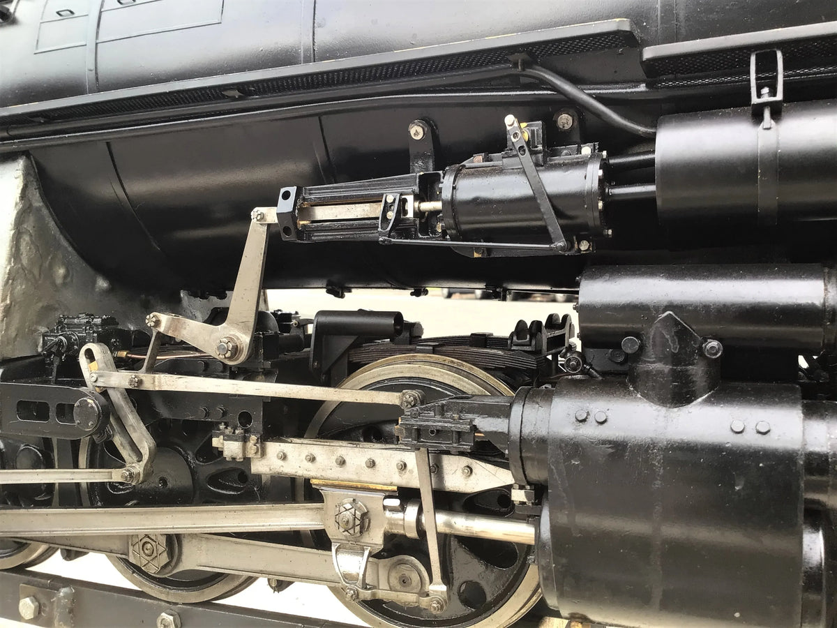 3 1/2 inch gauge Union Pacific "Challenger" 4-6-6-4