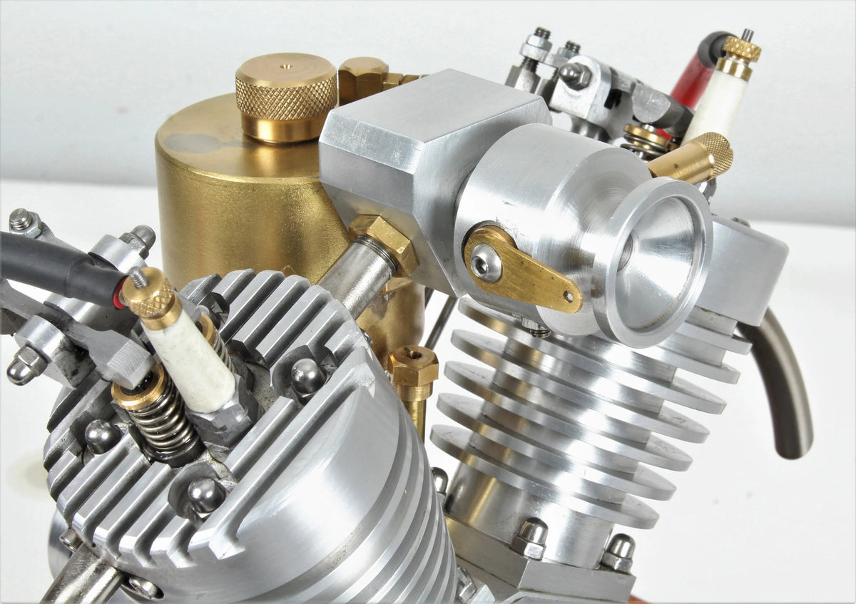 Freelance V-twin IC engine