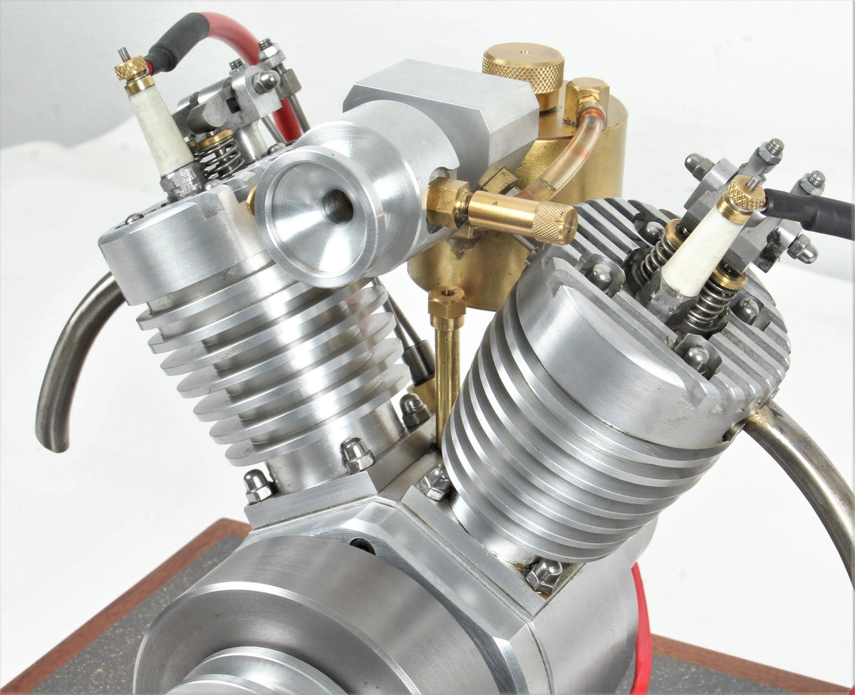 Freelance V-twin IC engine