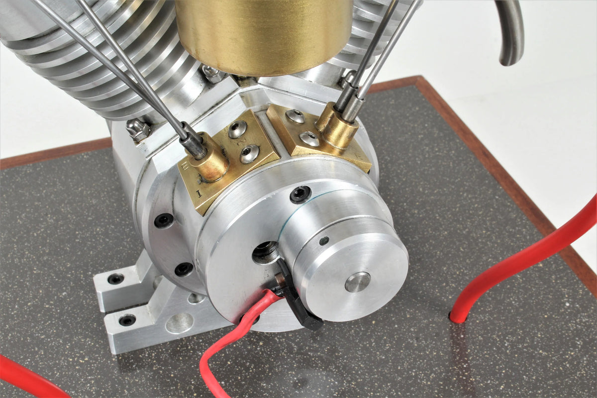 Freelance V-twin IC engine