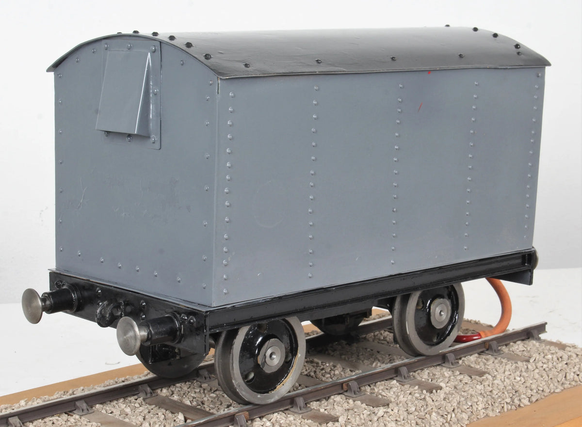 3 1/2 inch gauge box van
