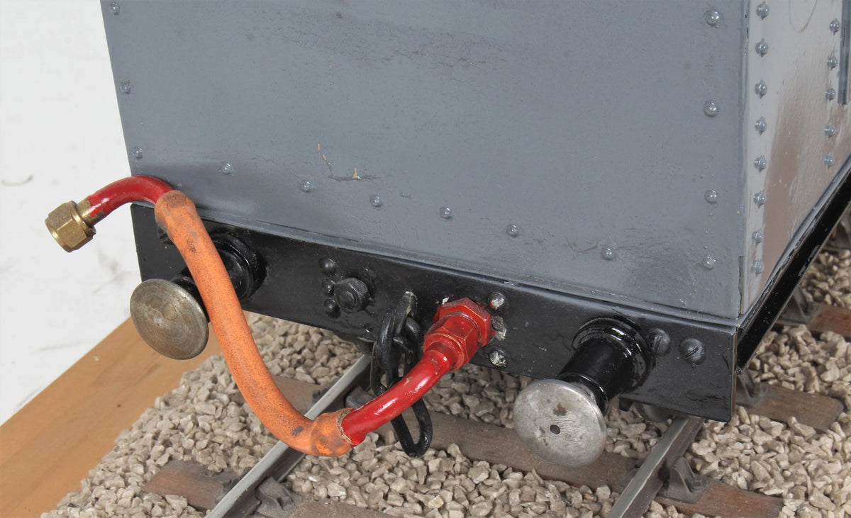 3 1/2 inch gauge box van