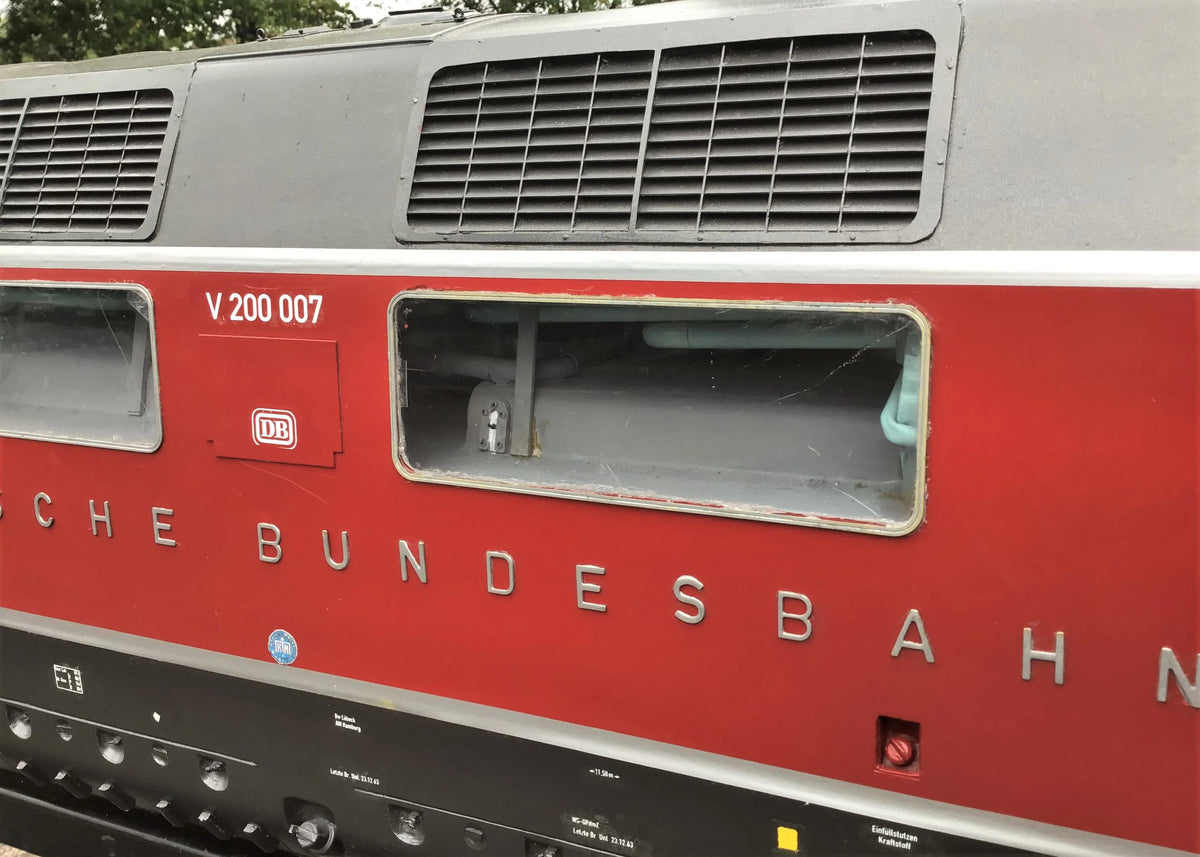 5 inch gauge DB V200