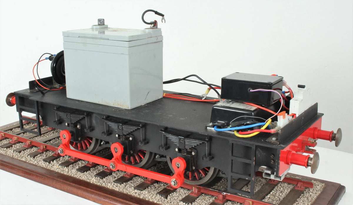 5 inch gauge Class 08 shunter
