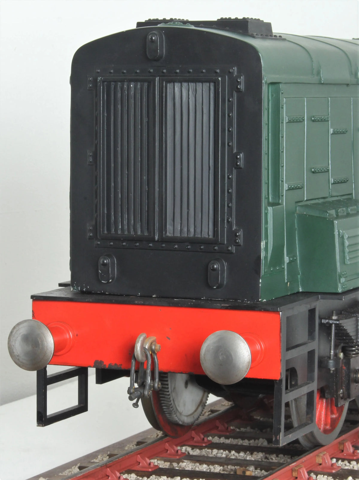 5 inch gauge Class 08 shunter