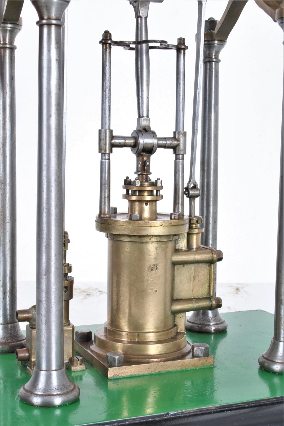 Fine early model steam engine with feed pump