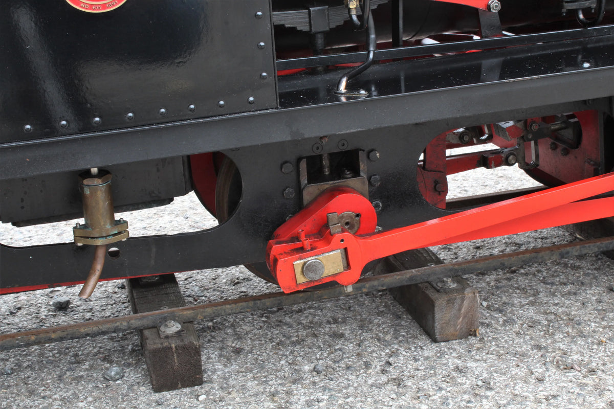 7 1/4 inch gauge Hunslet "Lilla" 0-4-0ST with tender