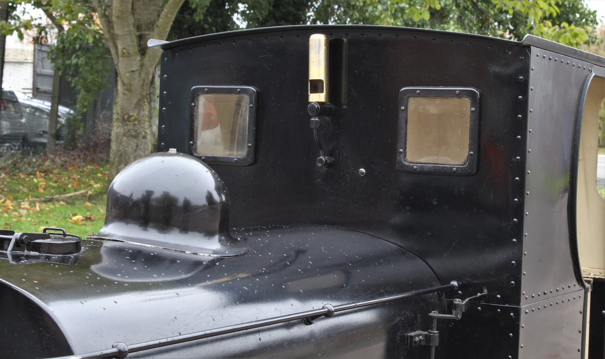 7 1/4 inch gauge Hunslet "Lilla" 0-4-0ST with tender