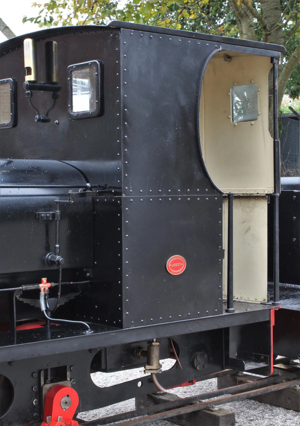 7 1/4 inch gauge Hunslet "Lilla" 0-4-0ST with tender