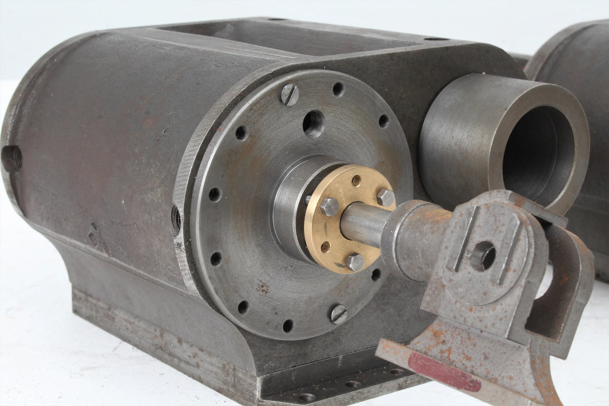 7 1/4 inch gauge BR 2-10-0 9F chassis, wheels & cylinders