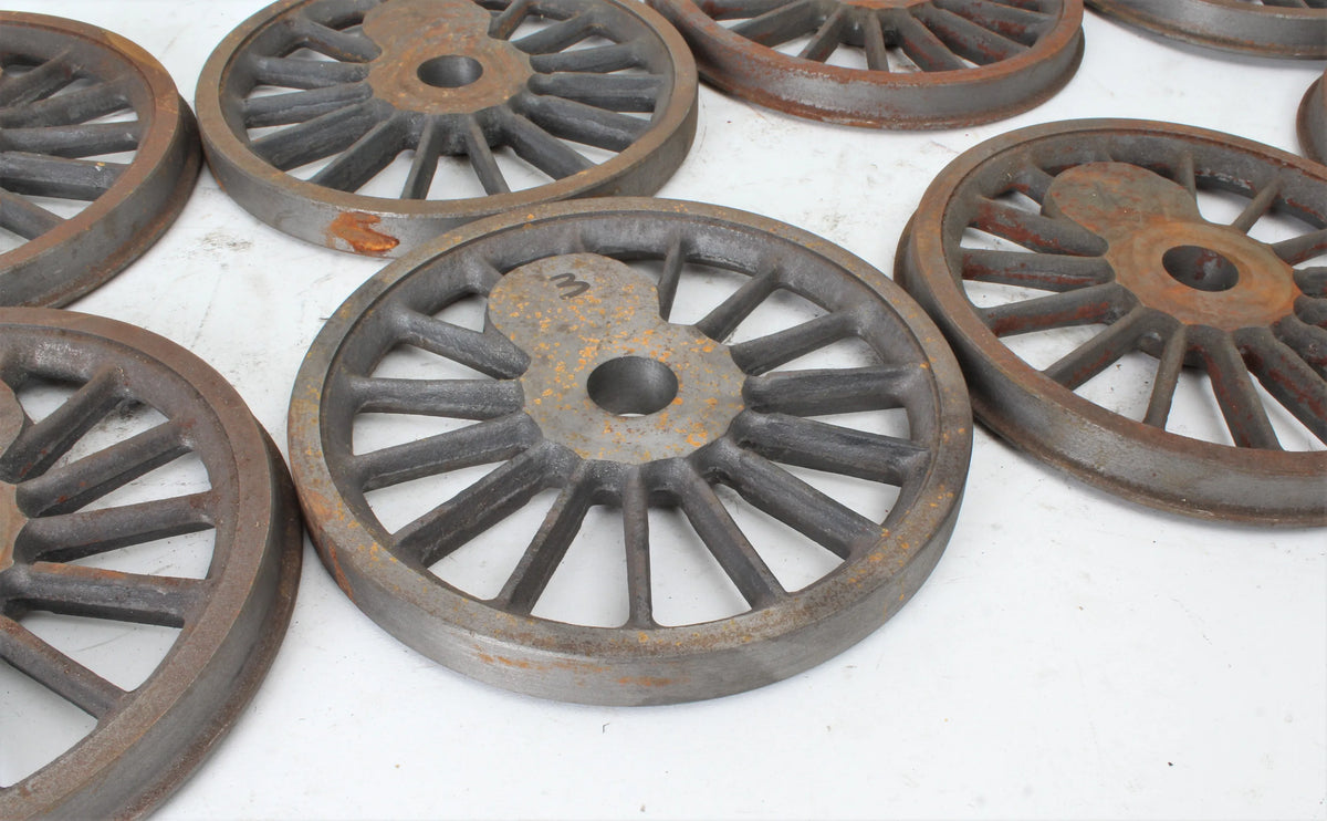 7 1/4 inch gauge BR 2-10-0 9F chassis, wheels & cylinders