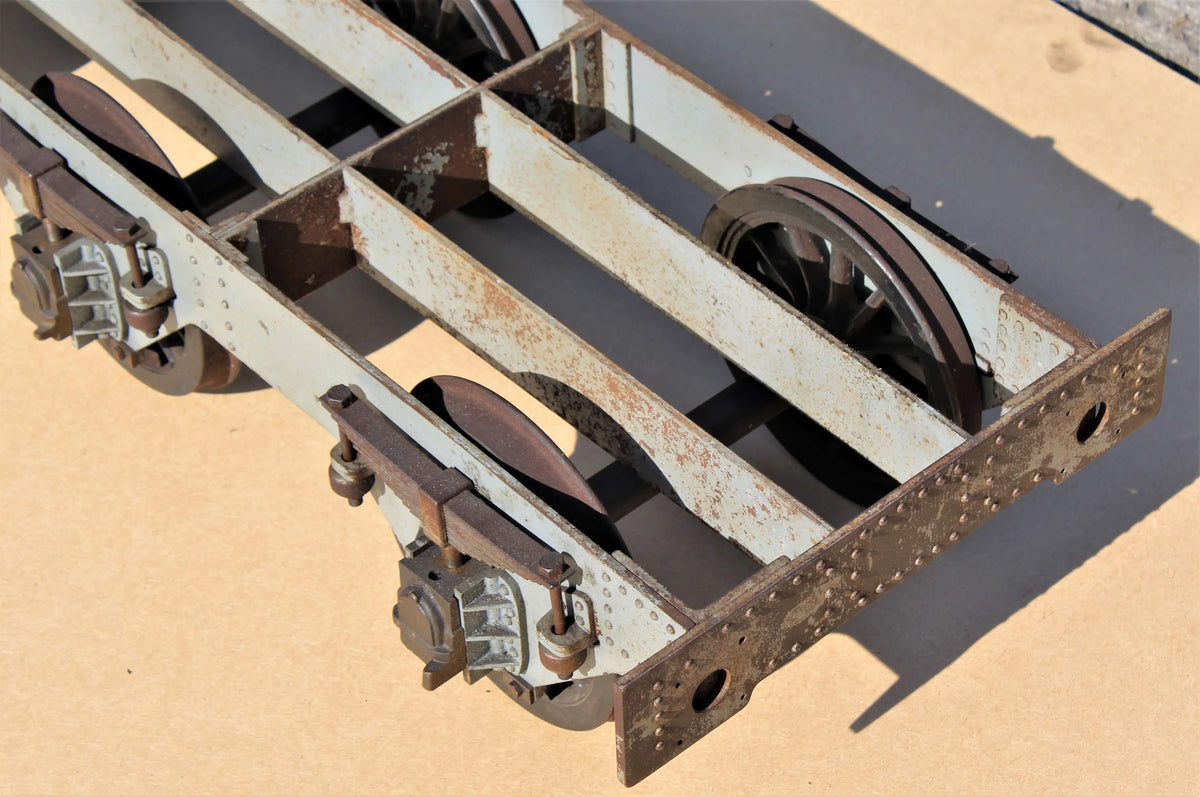 7 1/4 inch gauge six-wheeled tender chassis