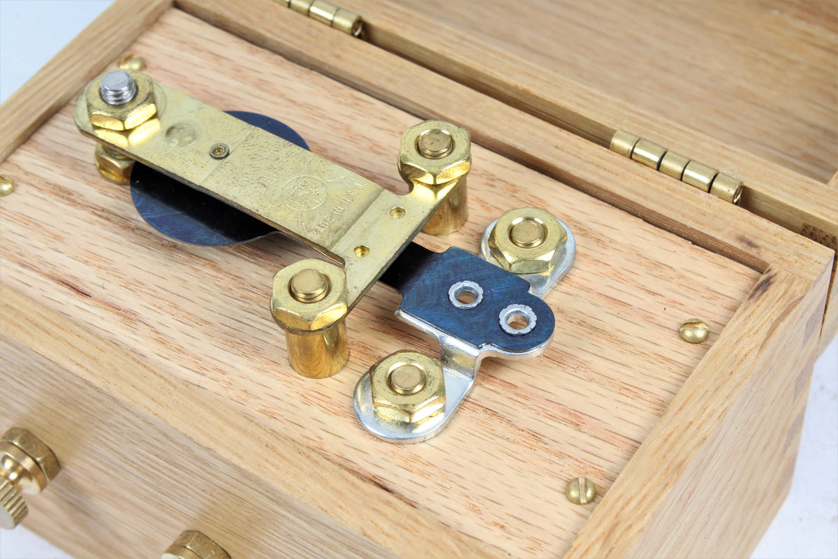 Red Wing oak-cased buzz coil