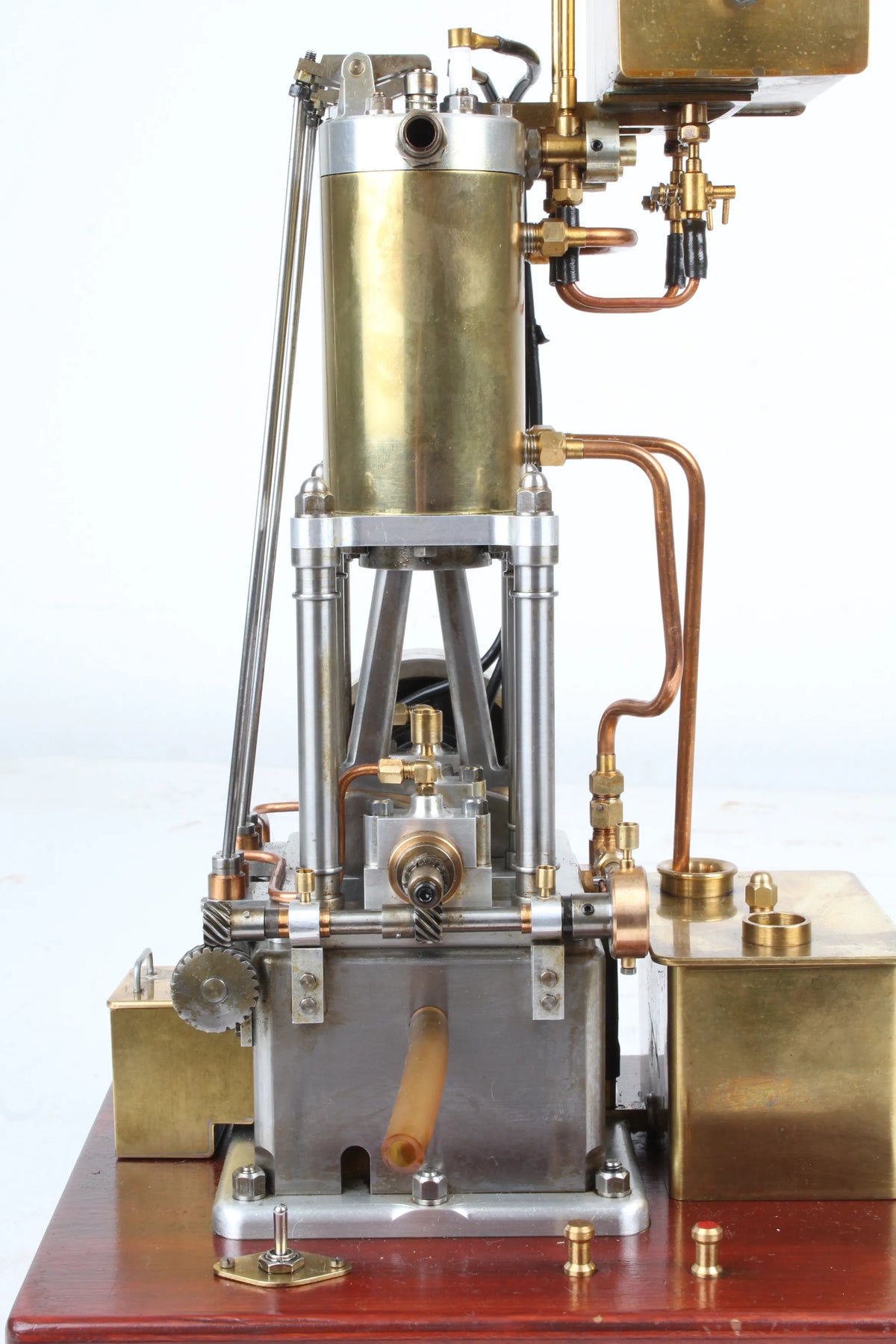 Open crank vertical twin internal combustion engine