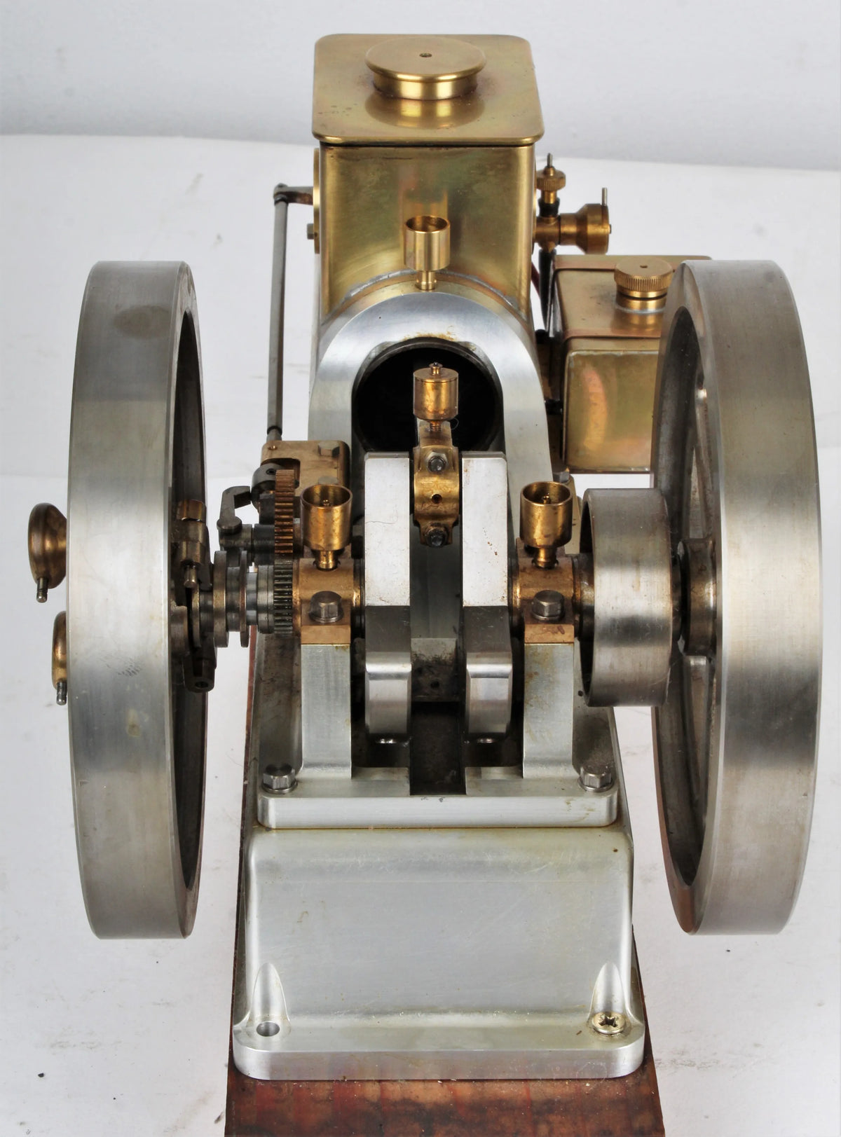 Open crank hopper-cooled hit & miss engine