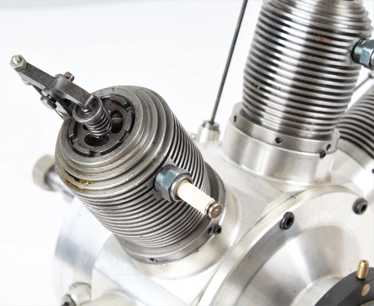 Seven cylinder Monosoupape rotary engine